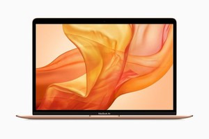 MacBook Air mới có cạnh tranh được với Windows và iPad?