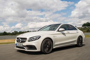 Mercedes-AMG C63 và C63S có giá bán trên 1 tỷ đồng