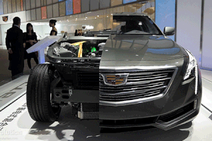 Cadillac chẻ đôi CT6 PHEV phô diễn công nghệ