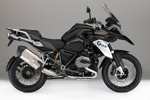 BMW tung hình ảnh R1200GS TripleBlack đầy lôi cuốn