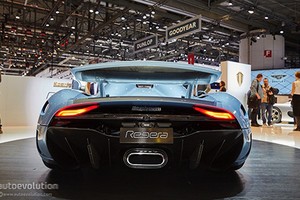 Siêu xe 51,35 tỷ Koenigsegg lần đầu tiên cất cao "tiếng hát"