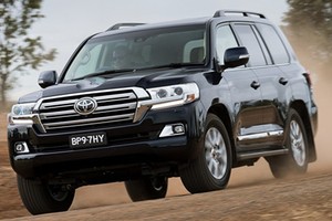 Bản nâng cấp Land Cruiser 2016 facelift có gì “hot“?