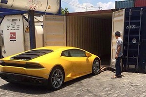 Siêu xe tiền tỷ Lamborghini Huracan "nhập tịch" Việt Nam