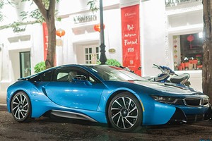 Soi siêu xe BMW i8 tiền tỷ của thiếu gia U18 Hà Nội