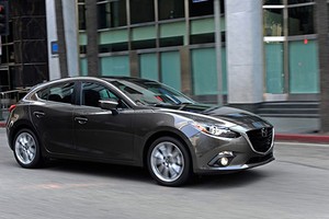 Lỗi trên xe Mazda3 tại Việt Nam vẫn còn phải chờ kết quả