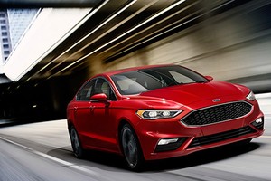 Ford hé lộ phiên bản 2017 Fusion Sport 325 mã lực