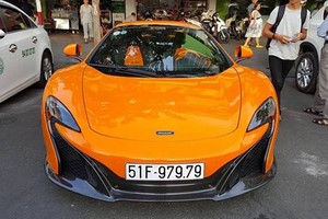 Siêu xe tiền tỷ McLaren 650S biển thần tài “đi chợ” SG