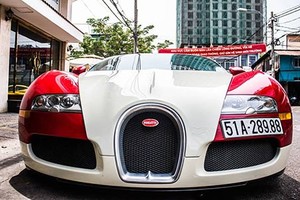 Soi “ông hoàng tốc độ” Bugatti Veyron 40 tỷ tại VN