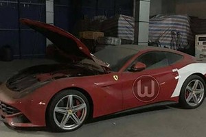 Siêu xe Ferrari 21 tỷ “vứt xó, bỏ kho” tại Hải Phòng