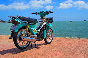 "Siêu” Honda Dream chiến của tay chơi Sài Gòn