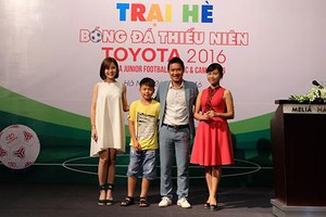 Khởi động Trại hè bóng đá thiếu niên Toyota 2016