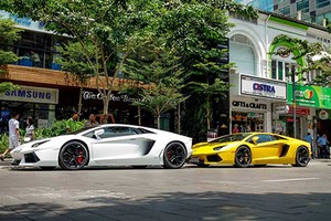 Bộ đôi siêu xe Lamborghini Aventador "gầm rú" tại Sài Gòn