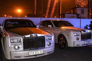 Điểm mặt “xế hộp” Rolls-Royce mạ vàng biển khủng tại VN