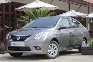 Nissan Sunny "đại hạ giá" chỉ 463 triệu tại Việt Nam