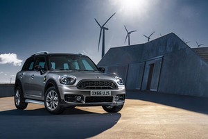 MINI Cooper S E Countryman ALL4 hybrid "chốt giá" 887 triệu