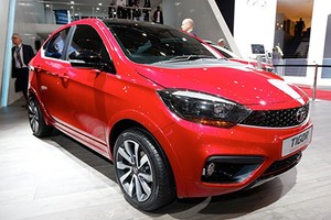 Tata “trình làng” xe ôtô siêu rẻ Tigor giá chỉ từ 117 triệu