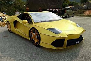 Ngắm siêu xe Lamborghini Aventador phiên bản "vàng mã"