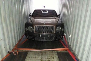 "Đập thùng" Bentley Mulsanne EWB 2017 hơn 20 tỷ tại VN