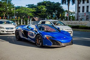 Cường Đô la "cưỡi" siêu xe McLaren 16 tỷ của Minh nhựa 