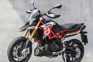 Chi tiết Aprilia Dorsoduro 2018 "đối thủ" Ducati Hypermotard