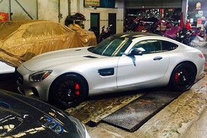 Mercedes-AMG GT S hơn 9 tỷ của Cường Đô la "thay áo"