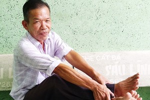 Ba người đàn ông mang thân phận bị can trên 30 năm