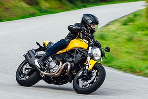 “Quái vật” Ducati Monster 821 bản 2018 lộ diện 