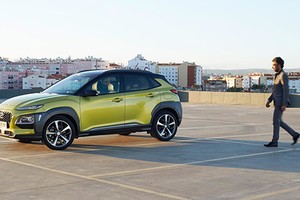 Xe ôtô giá rẻ Hyundai Kona "chốt giá" 408 triệu đồng