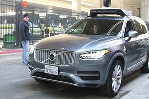 Volvo sẽ cung cấp hàng chục nghìn xe tự lái cho Uber