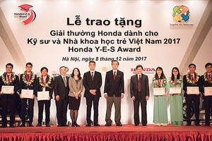 Honda Y-E-S 2017 vinh danh các nhà khoa học trẻ Việt Nam