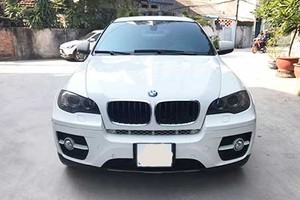 Xe sang BMW X6 giá chỉ 899 triệu đồng tại Việt Nam