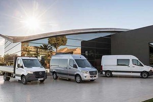 Xe Mercedes-Benz Sprinter 2019 "chốt giá" từ 557 triệu đồng