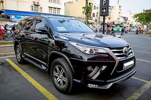 Toyota Fortuner số sàn cũ, dùng chán bán 1,2 tỷ tại Việt Nam