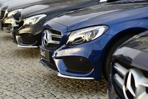 Mercedes-Benz sẽ triệu hồi 774.000 xe gian lận khí thải