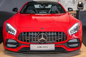 Mercedes-AMG GT C Coupe giá 8,277 tỷ đồng tại Malaysia