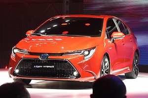 “Soi” chi tiết sedan cỡ C -Toyota Levin 2019 vừa ra mắt 