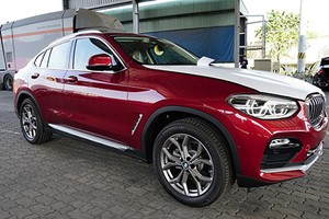 Xe BMW X4 2019 giá 2,9 tỷ đồng cập bến Việt Nam