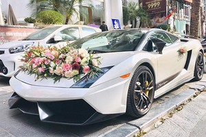 "Siêu bò" Lamborghini Gallardo Superleggera rước dâu ở Hà Nội 