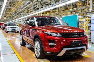 Lý do nào khiến Jaguar Land Rover sụt giảm doanh số?