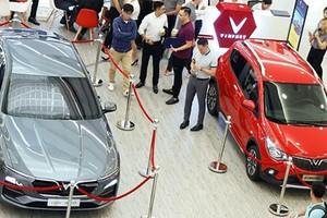 Xe ôtô VinFast và Mitsubishi tham dự Vietnam AutoExpo 2019 