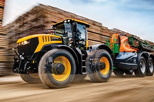 Máy cầy JCB Fastrac 8000 chạy tốc độ nhanh như siêu xe