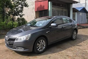 "Xe Tàu" Luxgen S5 mua 1 tỷ, bán lại 300 triệu tại VN 