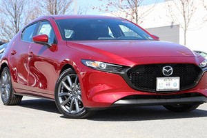 Triệu hồi xe Mazda3 dính lỗi rơi gương chiếu hậu