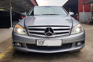 Xe sang Mercedes C200 cũ chỉ 400 triệu đồng ở Hà Nội