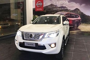 Nissan Terra giảm 200 triệu tại Việt Nam xả hàng tồn