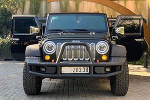 Cận cảnh Jeep Wrangler Unlimited gần 2,9 tỷ tại Hà Nội 