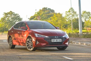 Hyundai Elantra 2020 tại Việt Nam với những nâng cấp đáng tiền