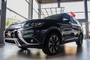 Mitsubishi Outlander 2020 đắt nhất, giảm 42 triệu tại Việt Nam 