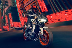 Yamaha MT-09 mới trang bị động cơ tăng thêm 7 mã lực