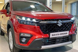 Suzuki S-Cross 2022 từ 755 triệu đồng, đối thủ Hyundai Kona